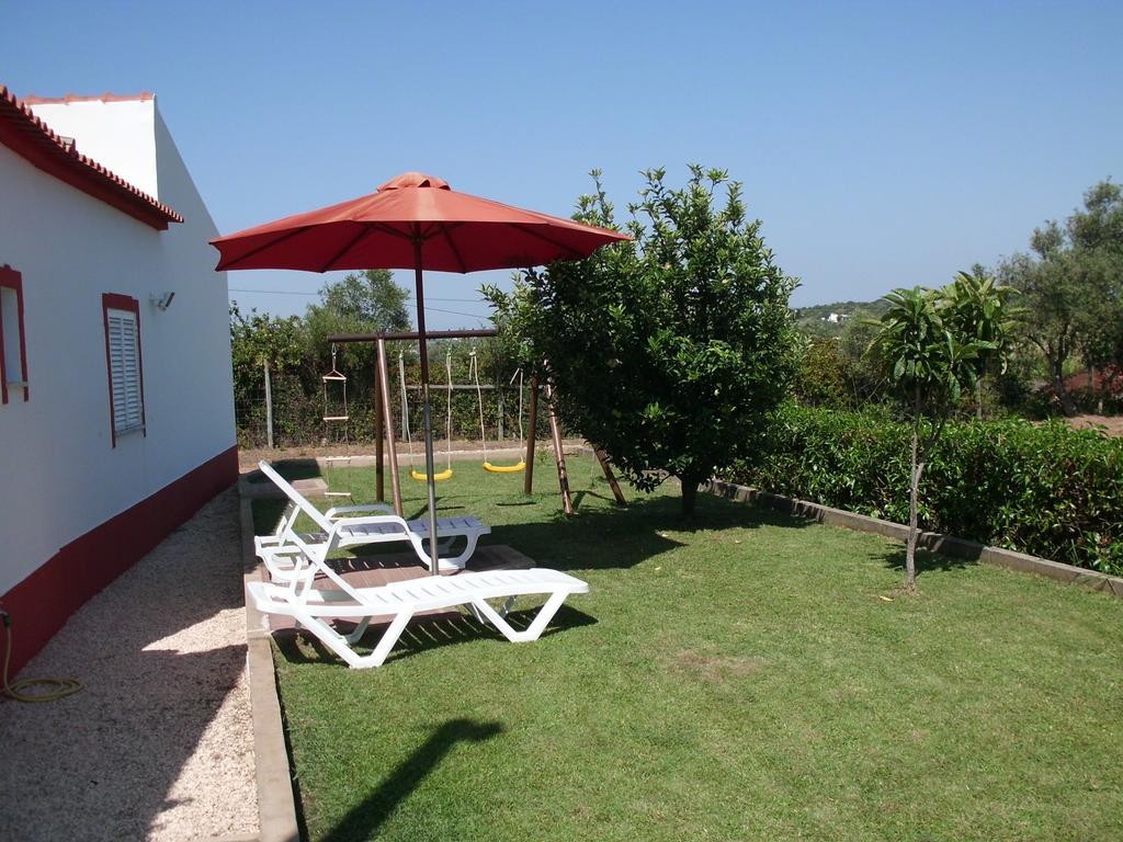 Moradia Perto Dos Palmares Ferienhaus Lagos
